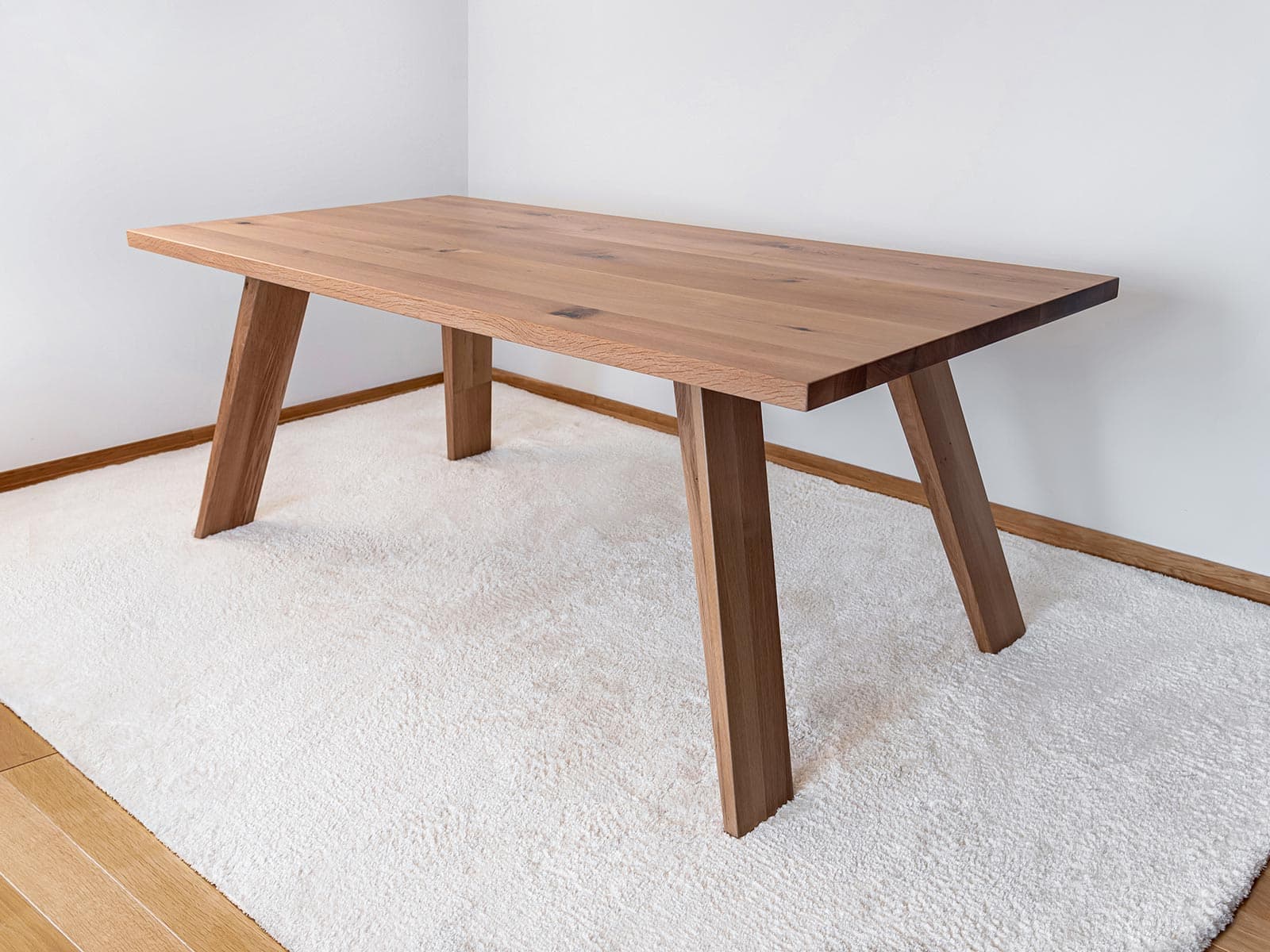 MIAM DINING TABLE - Vento